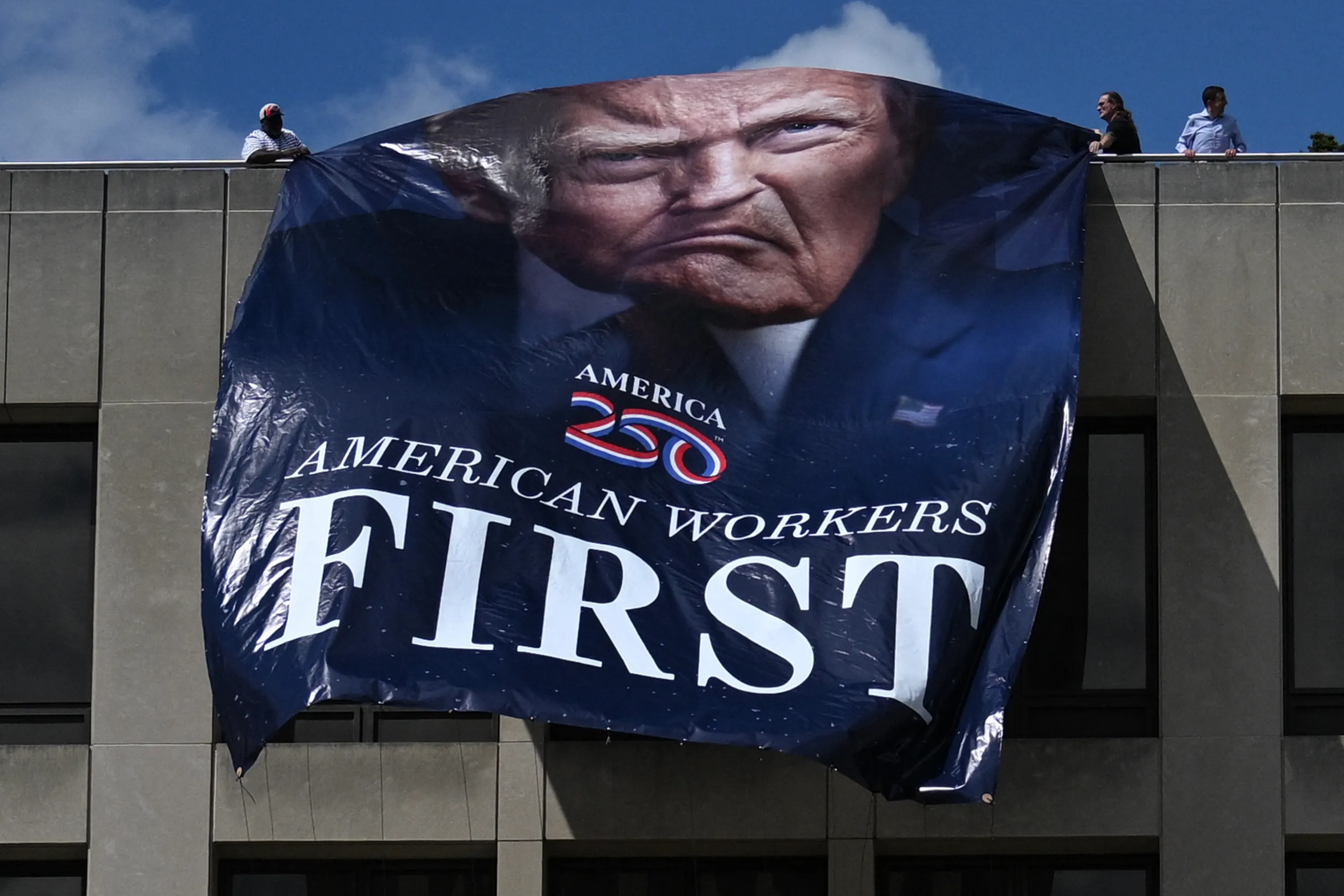 Trump’s Department of Labor Urges Employees to Narc on Each Other for Doing DEI